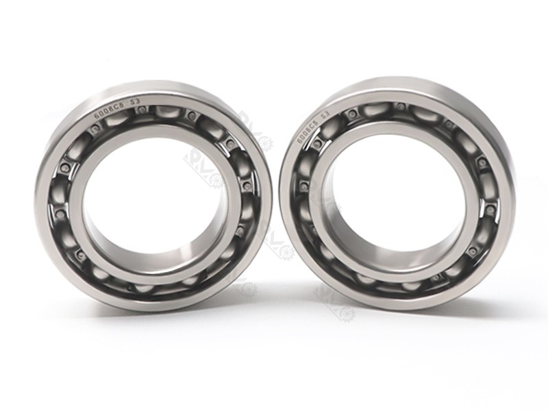 Bearings for thermal expansion environments